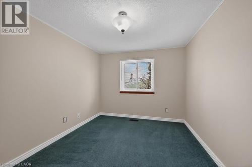 16 Golden Orchard Drive, Hamilton, ON - Indoor Photo Showing Other Room