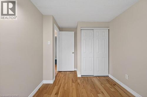 16 Golden Orchard Drive, Hamilton, ON - Indoor Photo Showing Other Room