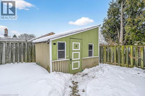 16 Golden Orchard Drive, Hamilton, ON - Outdoor