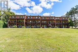 Gorgeous common greenspace - 