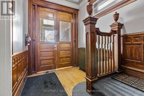 455-457 Somerset Street W, Ottawa, ON - Indoor Photo Showing Other Room
