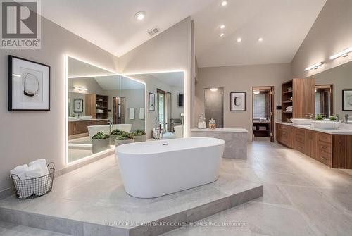 20 Woodsend Crescent, Aurora, ON - Indoor Photo Showing Bathroom