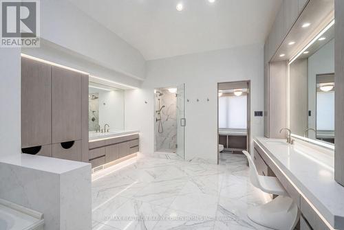 20 Woodsend Crescent, Aurora, ON - Indoor Photo Showing Bathroom