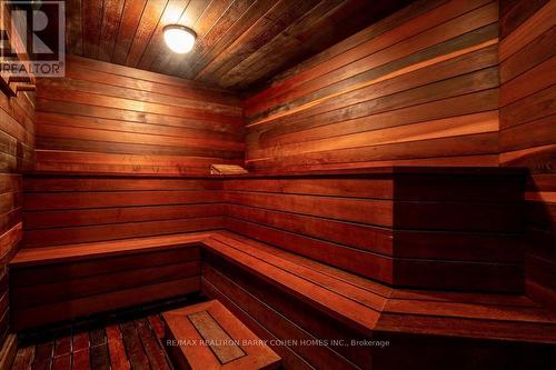 20 Woodsend Crescent, Aurora, ON - Indoor Photo Showing Other Room