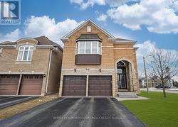 98 NER ISRAEL DRIVE  Vaughan, ON L4J 9L1