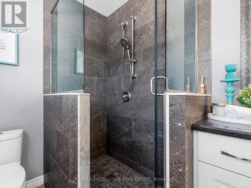 3329 Casson Way, London South, ON - Indoor Photo Showing Bathroom