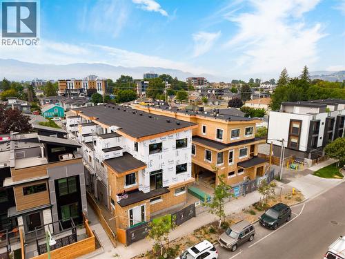 743 Morrison Avenue Unit# 2  Kelowna, BC V1Y 5E5