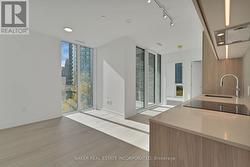 513 - 36 OLIVE AVENUE  Toronto, ON M2N 0M4