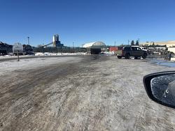 12122  163 St NW  Edmonton, AB T5V 1H4