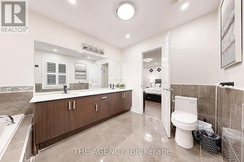 229 Andrews Trail, Milton, ON - Indoor Photo Showing Bathroom