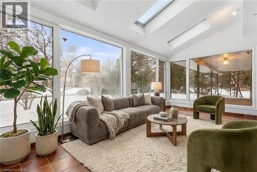 145 Wolfdale Avenue, Oakville, ON - Indoor Photo Showing Other Room