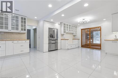 145 Wolfdale Avenue, Oakville, ON - Indoor Photo Showing Kitchen
