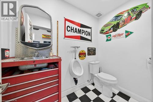 272 Goodram Drive, Burlington, ON - Indoor Photo Showing Bathroom