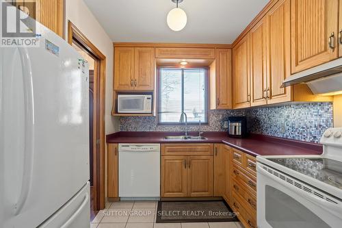 31 Meadowview Road, London South (South O), ON - Indoor Photo Showing Kitchen