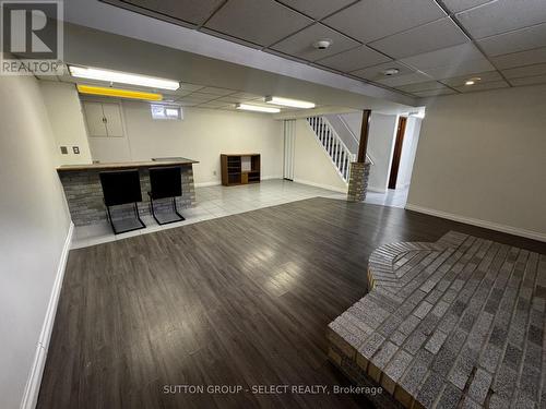 31 Meadowview Road, London South (South O), ON - Indoor