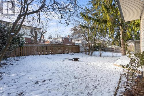 31 Meadowview Road, London South (South O), ON - Outdoor With Backyard