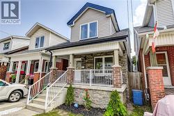 88 N ROSSLYN Avenue N  Hamilton, ON L8L 7P4