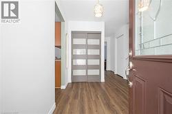 Large Entrance foyer - 