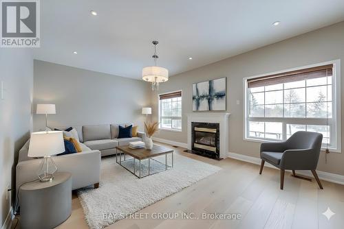 3581 Jorie Crescent, Mississauga, ON - Indoor Photo Showing Living Room With Fireplace