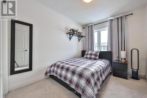 75 Windtree Way, Halton Hills, ON - Indoor Photo Showing Bedroom