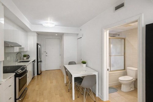 Salle à manger - 502-1181 Rue Bishop, Montréal (Ville-Marie), QC - Indoor Photo Showing Kitchen