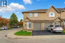 100 VINEBERG Drive Unit# 25  Hamilton, ON L8W 3X4