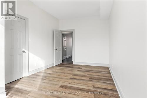 455-457 Somerset Street W, Ottawa, ON - Indoor Photo Showing Other Room