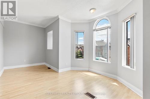455-457 Somerset Street W, Ottawa, ON - Indoor Photo Showing Other Room