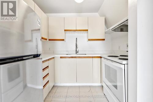 455-457 Somerset Street W, Ottawa, ON - Indoor Photo Showing Kitchen