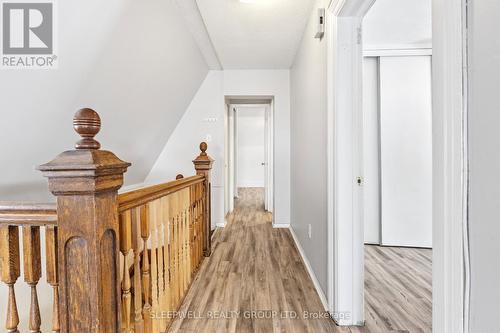455-457 Somerset Street W, Ottawa, ON - Indoor Photo Showing Other Room