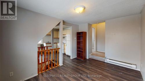 455-457 Somerset Street W, Ottawa, ON - Indoor Photo Showing Other Room