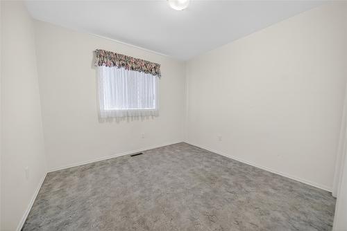 2628 3A Street, Cranbrook, BC - Indoor Photo Showing Other Room