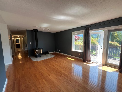 492 Cedar Cres, Gold River, BC 