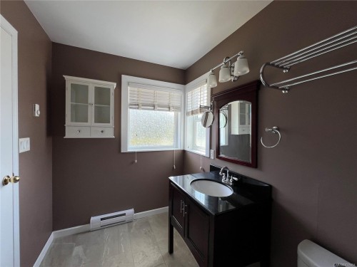 492 Cedar Cres, Gold River, BC 