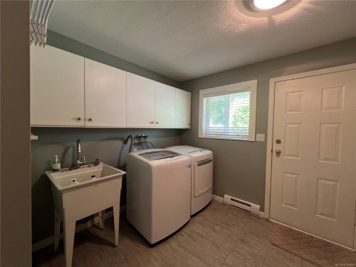 492 Cedar Cres, Gold River, BC 