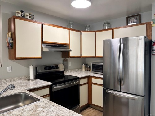 419 Donner Dr, Gold River, BC 