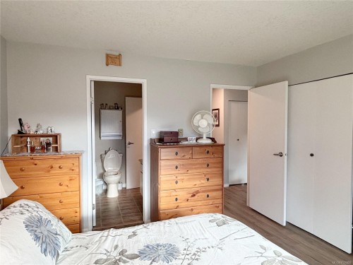 419 Donner Dr, Gold River, BC 