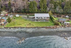 420 1st St  Sointula, BC V0N 3E0