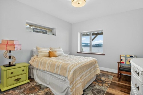 420 1St St, Sointula, BC 