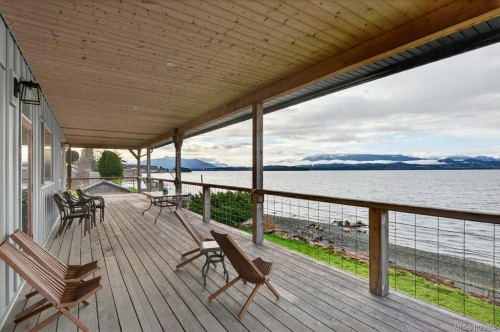420 1St St, Sointula, BC 