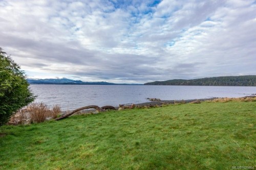 420 1St St, Sointula, BC 