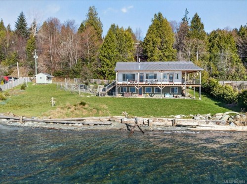 420 1St St, Sointula, BC 
