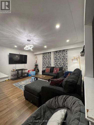 30 Obermeyer Drive, Kitchener, ON - Indoor