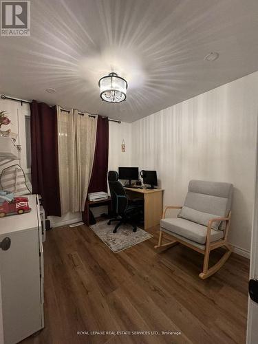 30 Obermeyer Drive, Kitchener, ON - Indoor