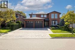 1286 GRYPHON Mews  Mississauga, ON L4W 3E5