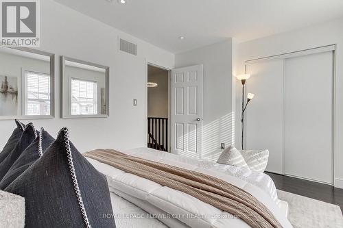 917 Mctrach Crescent, Milton, ON - Indoor Photo Showing Bedroom