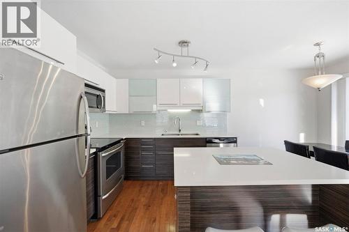 401 710 Gordon Road, Saskatoon, SK - Indoor Photo Showing Kitchen With Stainless Steel Kitchen With Upgraded Kitchen