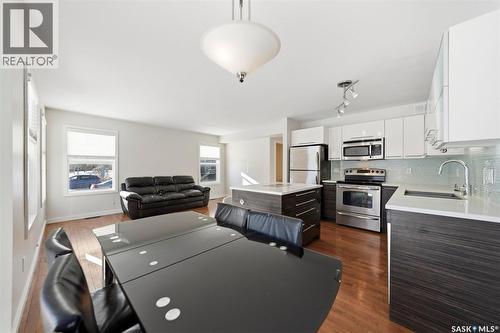 401 710 Gordon Road, Saskatoon, SK - Indoor Photo Showing Kitchen