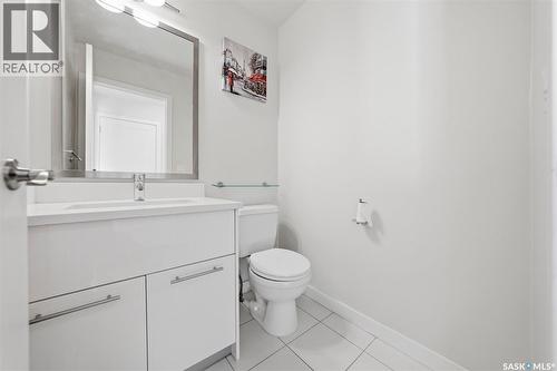 401 710 Gordon Road, Saskatoon, SK - Indoor Photo Showing Bathroom