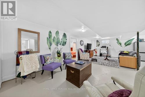 272 Goodram Drive, Burlington, ON - Indoor